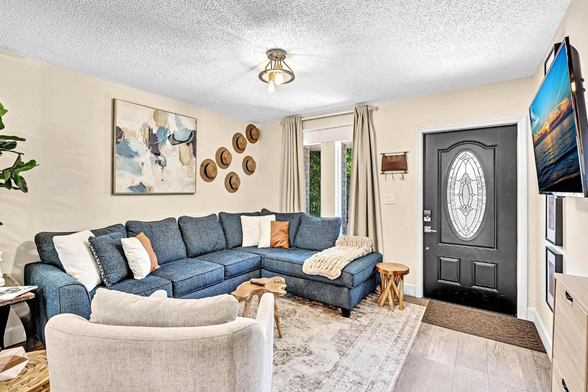Estelo'S Place - Modern Townhouse With King Bed, Only 5 Min From The Airport! Miami Esterno foto